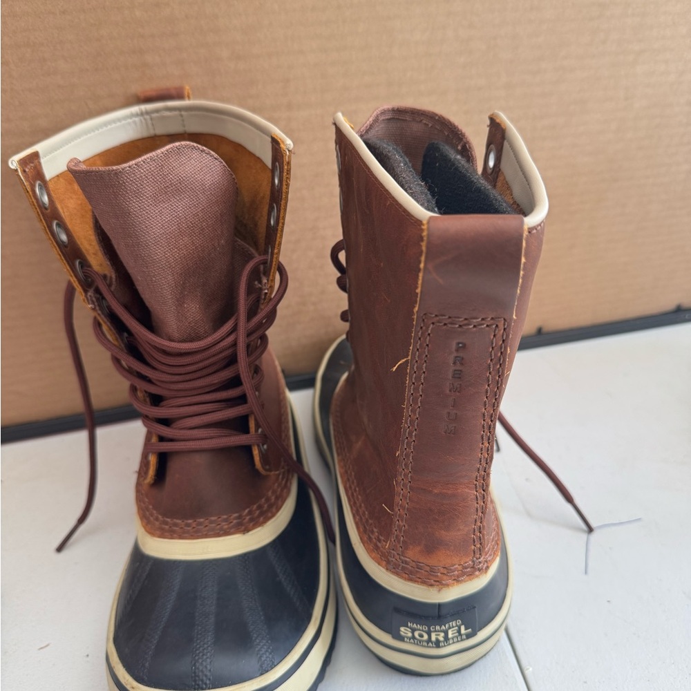 Sorel Two-Tone Leather Boots